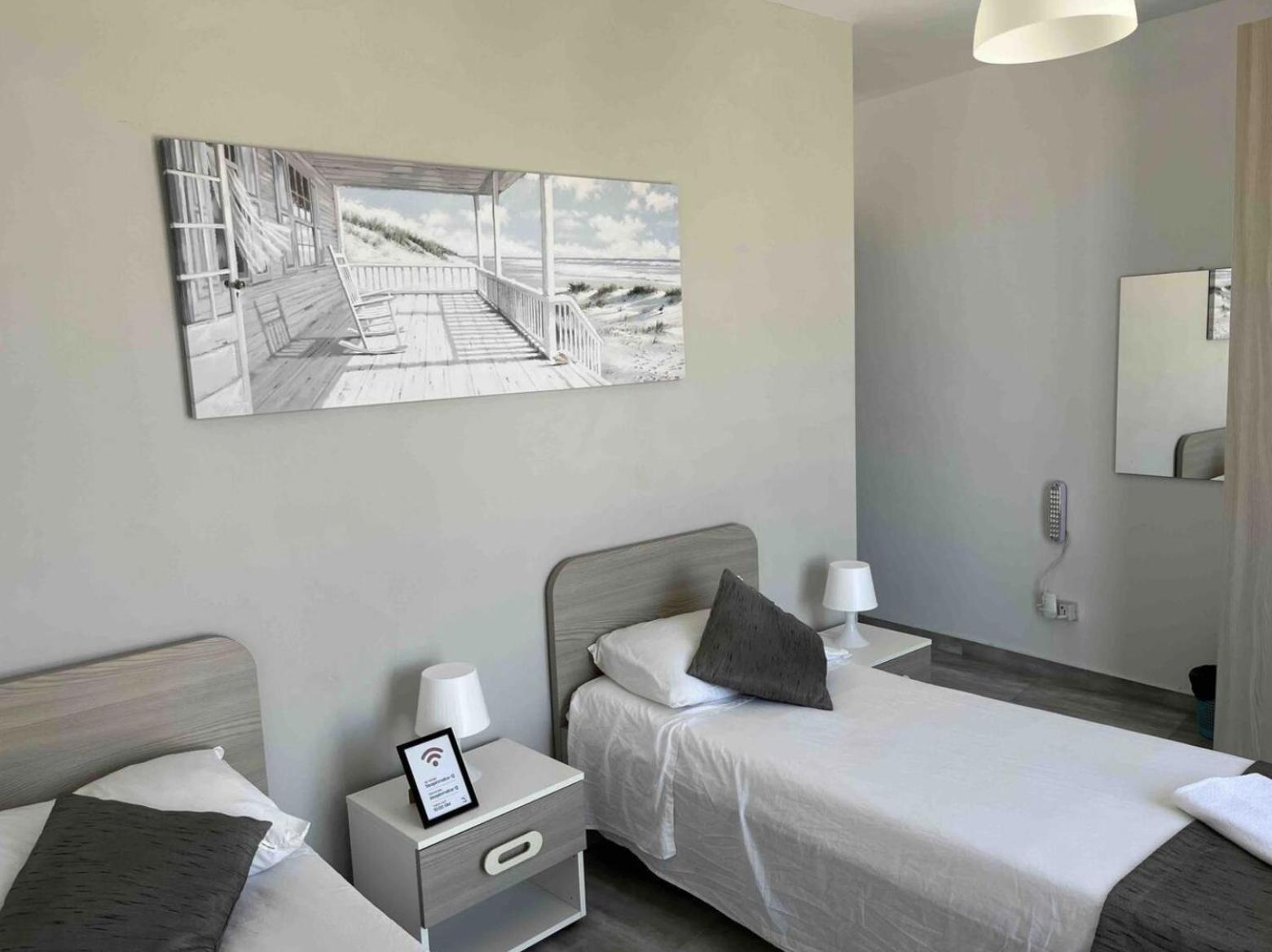 F12 Room 1, Private Room Two Single Beds Shared Bathroom In Shared Flat Мсіда Екстер'єр фото